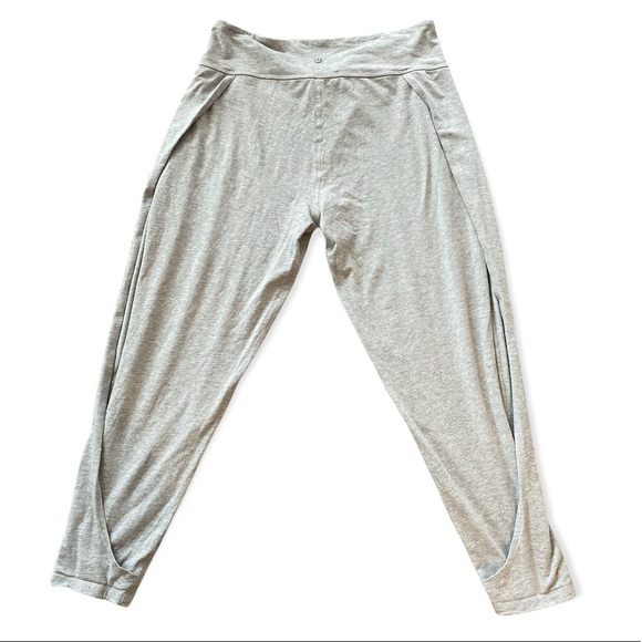 Lululemon - Superb Slit Pants - Picture 3 of 5